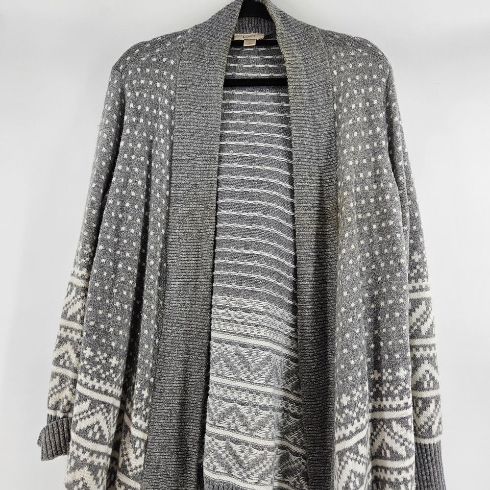 LOFT Fair Isle Cardigan Sweater Womens Size‎ Medium Cottage Boho Casual Office